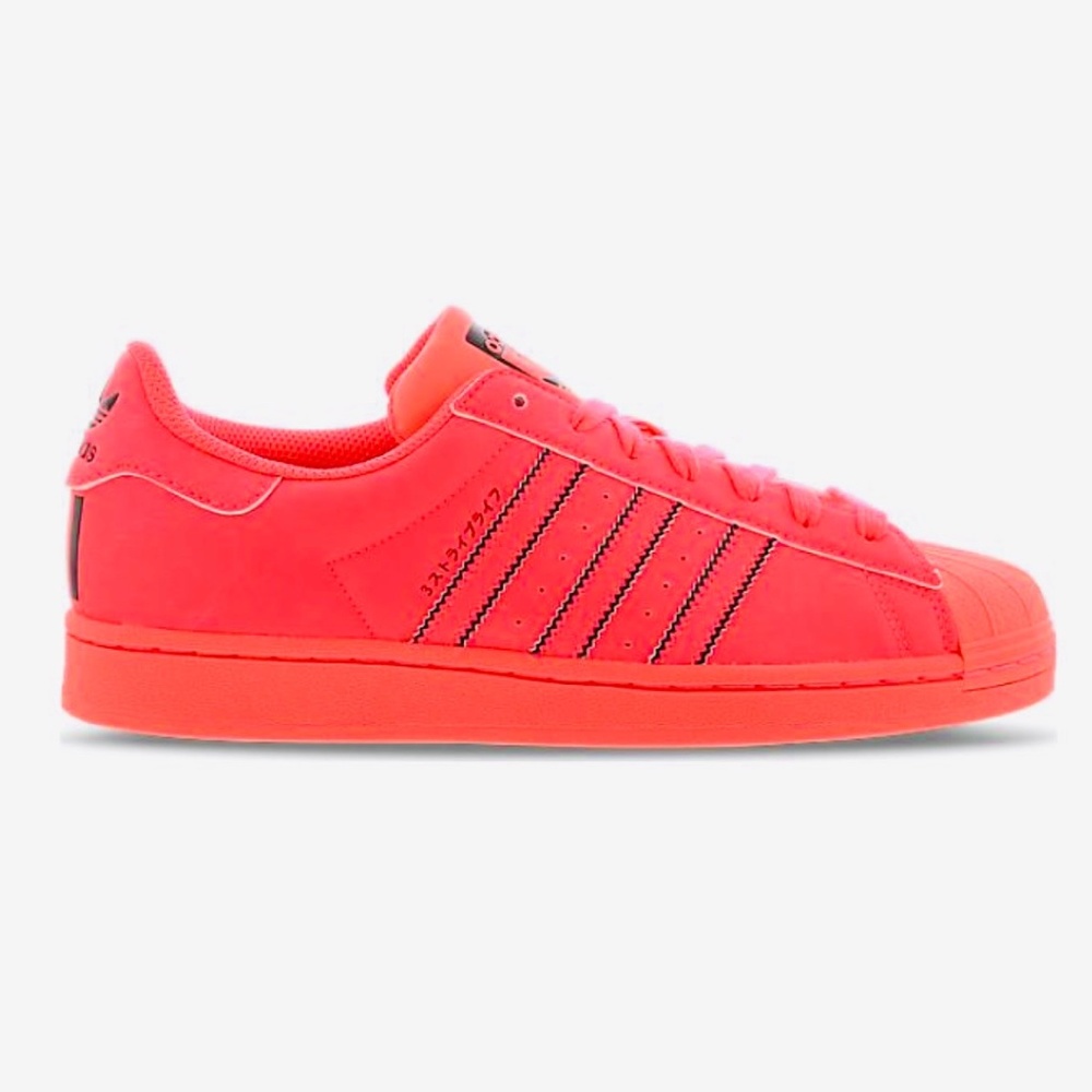 Adidas Men’s Superstar Stripe Life sneakers in Turbo - RARE - COOL